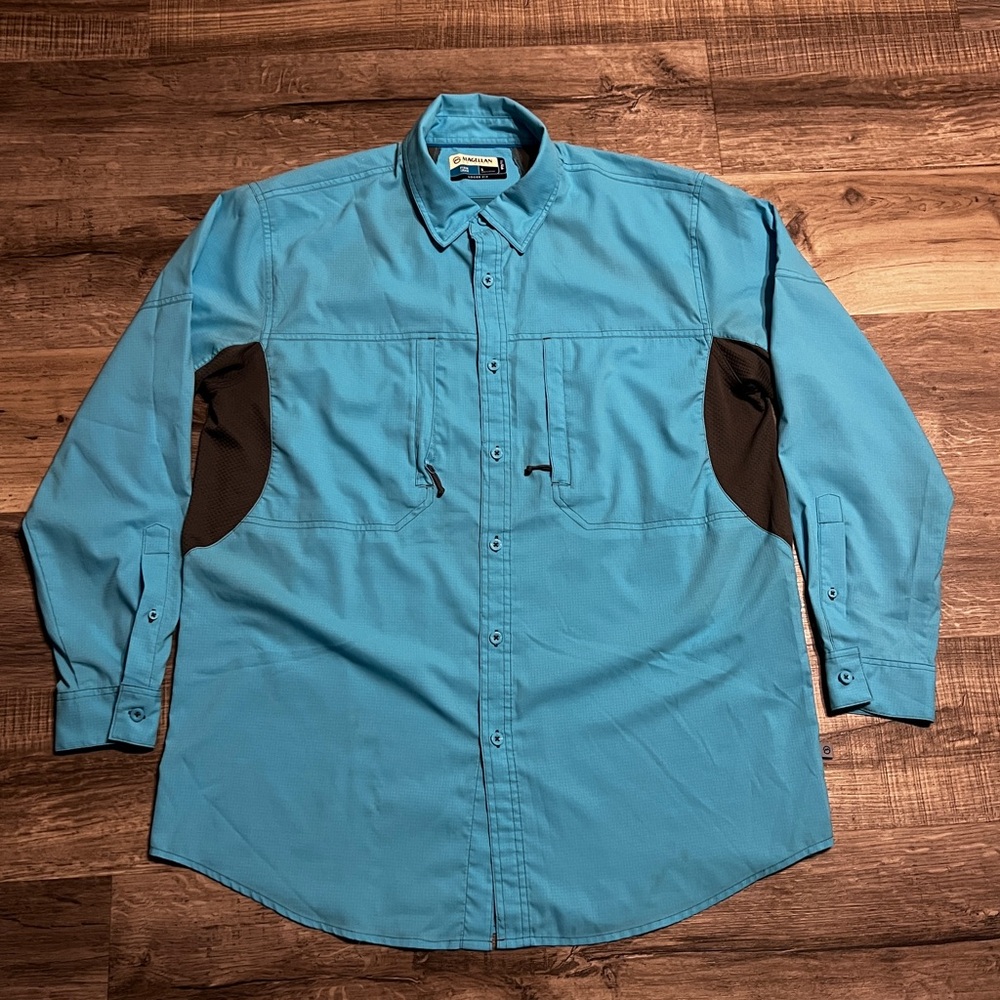 Magellan Outdoors Men's Teal and Black Button Down Shirt size large
